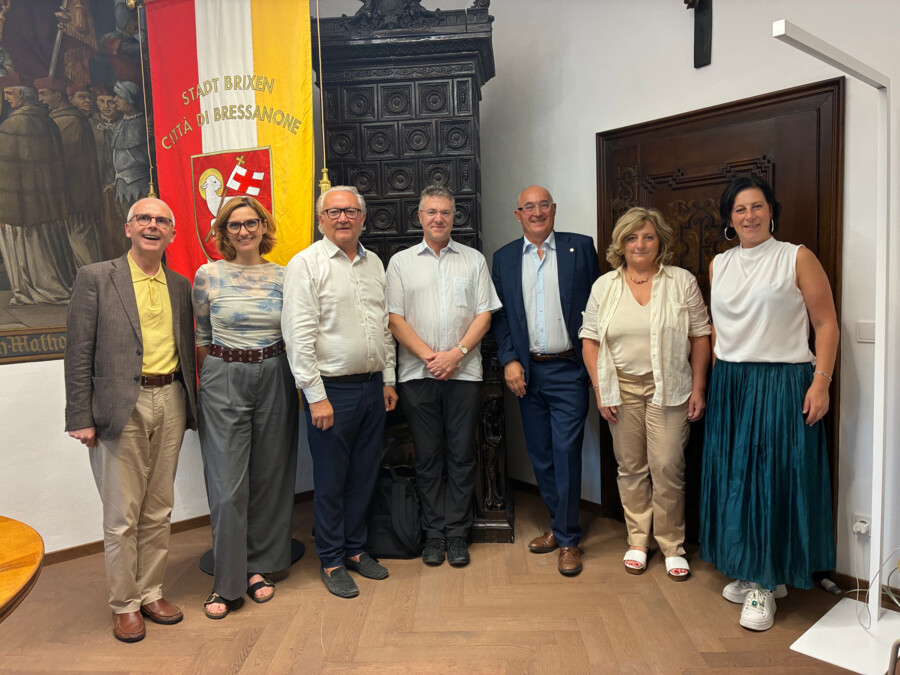 Insieme per Bressanone: proficuo scambio con le università